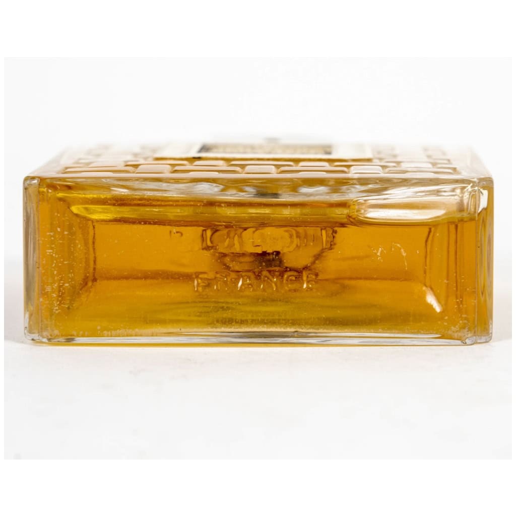 1919 René Lalique – Sealed White Glass Perfume Bottle With Box for Houbigant 9