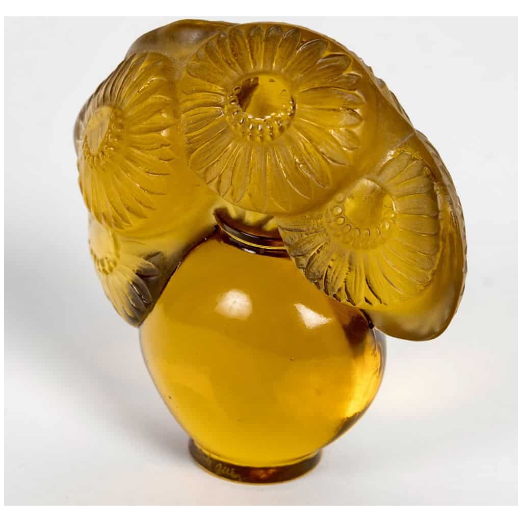 1931 René Lalique – Cachet Soucis Verre Jaune Ambré 5