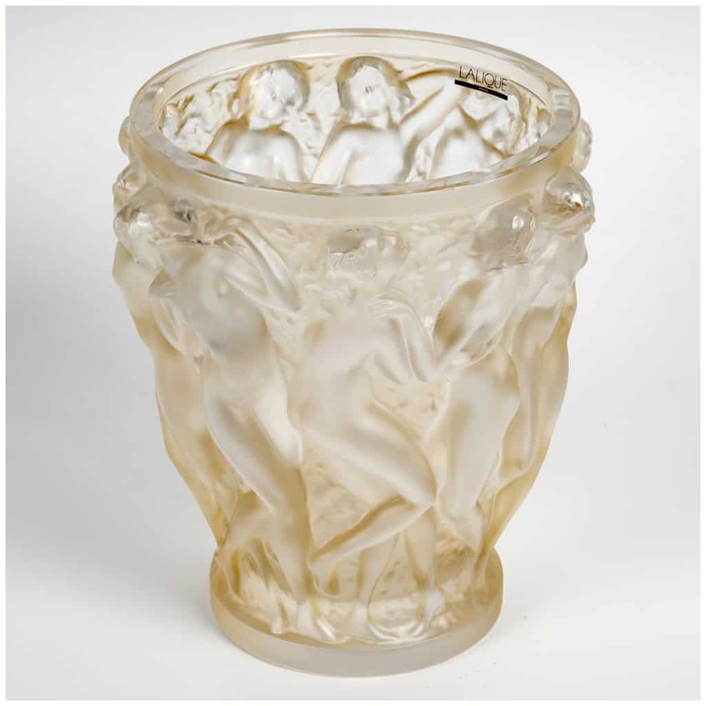 Lalique France d’Après René Lalique – Vase Bacchantes Cristal Blanc Lustré Or 5