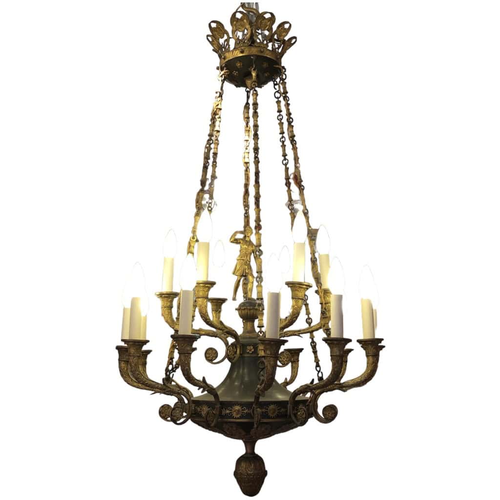 Important lustre Empire 18 lumières en bronze ciselé et doré. Travail du début 19ème siècle d’époque Empire 4