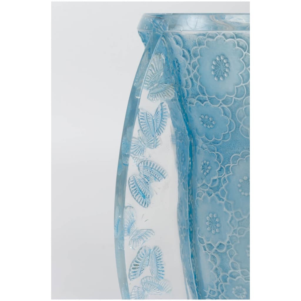 René LALIQUE (1860 – 1945) Vase “Butterflies” – 1936 5