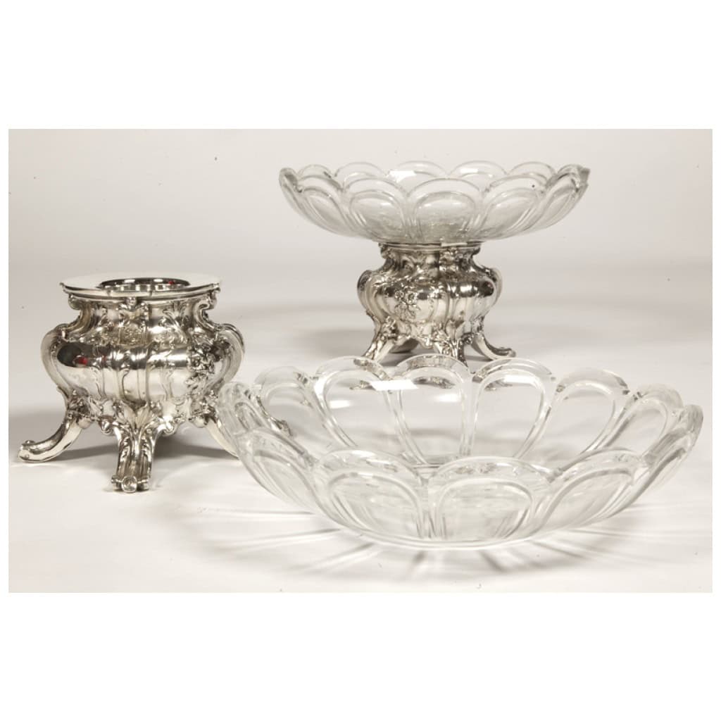 GOLDSMITH GUSTAVE ODIOT – PAIR OF STERLING SILVER AND BACCARAT CRYSTAL CUPS 8