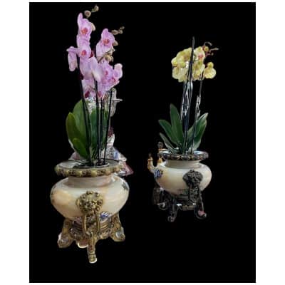 EUGENE CORNU – PAIR OF ALGERIAN ONYX AND BRONZE VASES XIXrd