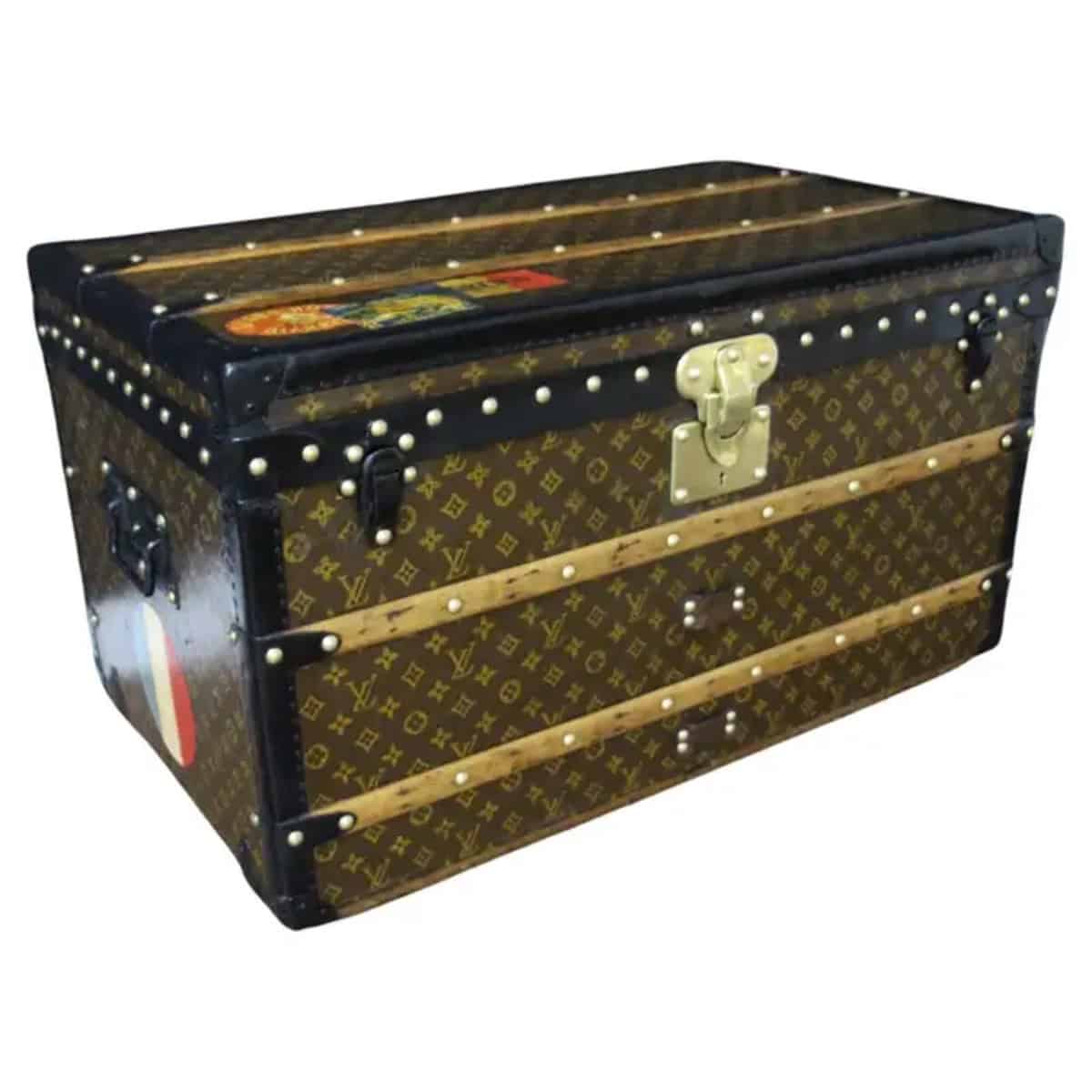 Malle Louis Vuitton courrier en toile monogram 80 cm