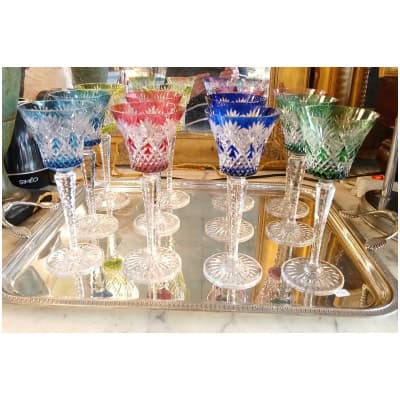 2 séries de 6 grands verres de couleurs Roemer Saint Louis modèle Musset