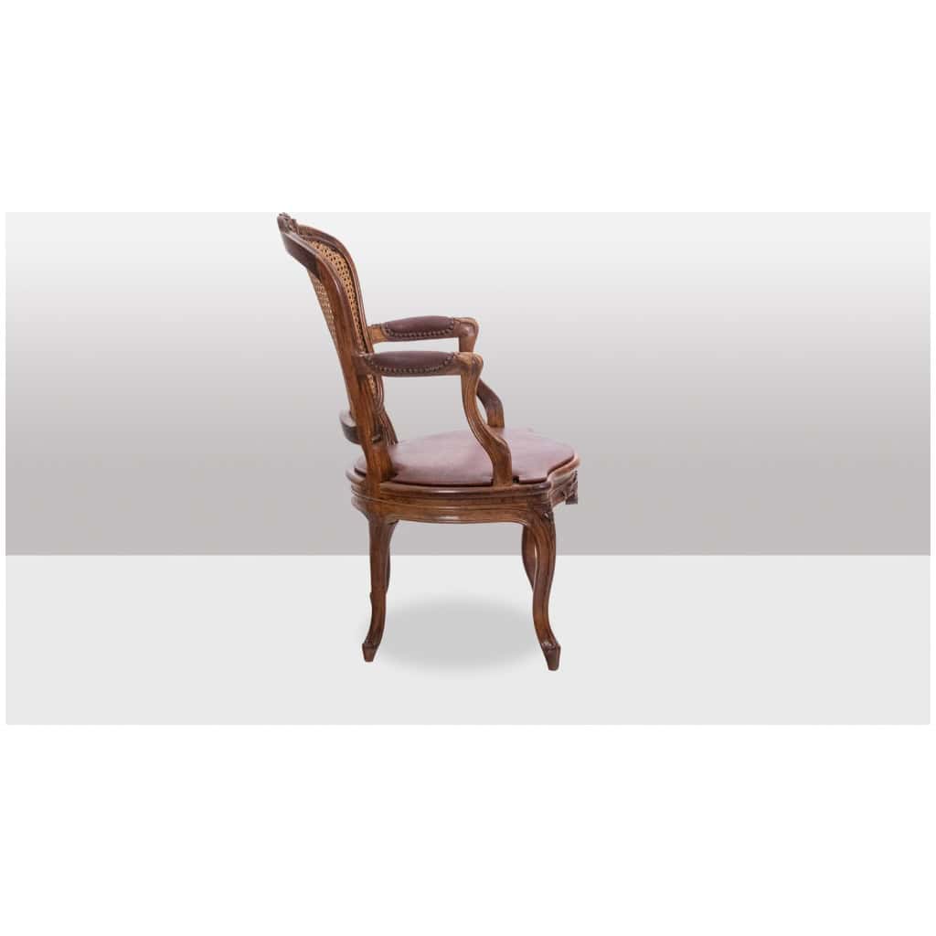 Paire de fauteuils « cabriolet » en noyer et cannage. Époque Louis XV. LS5209325 6