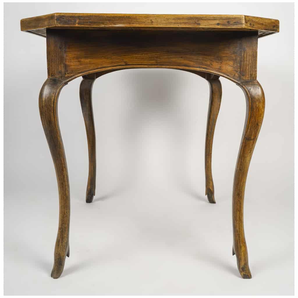 Table à Jeux de style Louis XV. Fin 18ème. 8