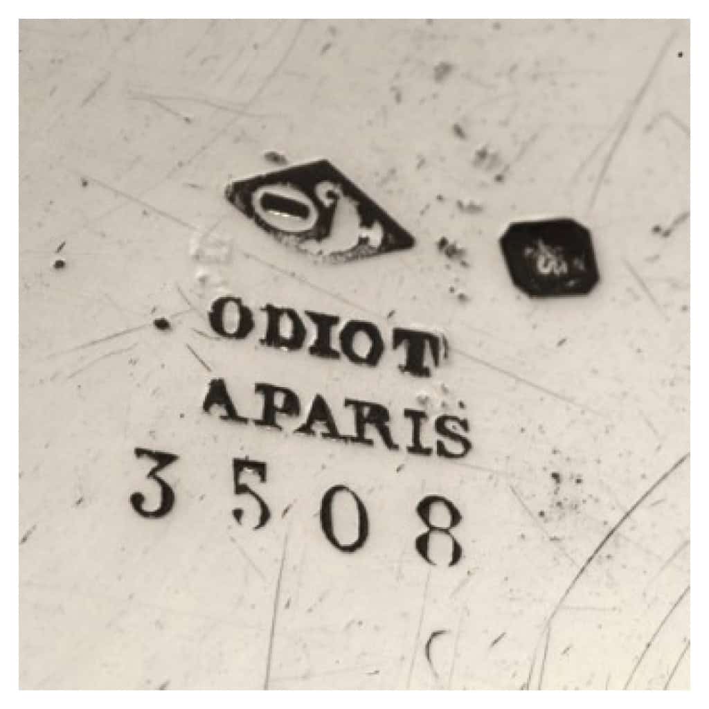 ORFÈVRE ODIOT – CABARET EN ARGENT MASSIF ET 4 FLACONS EN CRISTAL XIXE 5