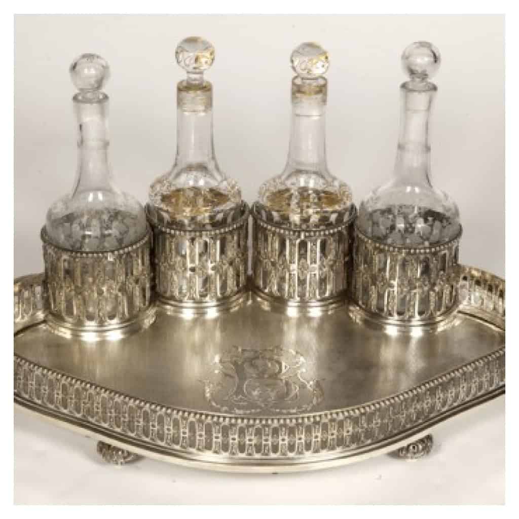 ORFÈVRE ODIOT – CABARET EN ARGENT MASSIF ET 4 FLACONS EN CRISTAL XIXE 12