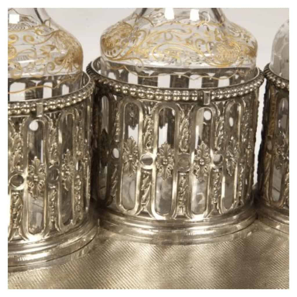 ORFÈVRE ODIOT – CABARET EN ARGENT MASSIF ET 4 FLACONS EN CRISTAL XIXE 9