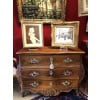 Commode XVIIIè siècle du Quercy d’époque Louis XV en noyer ouvrant par 3 tiroirs 15