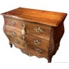 Commode XVIIIè siècle du Quercy d’époque Louis XV en noyer ouvrant par 3 tiroirs 22