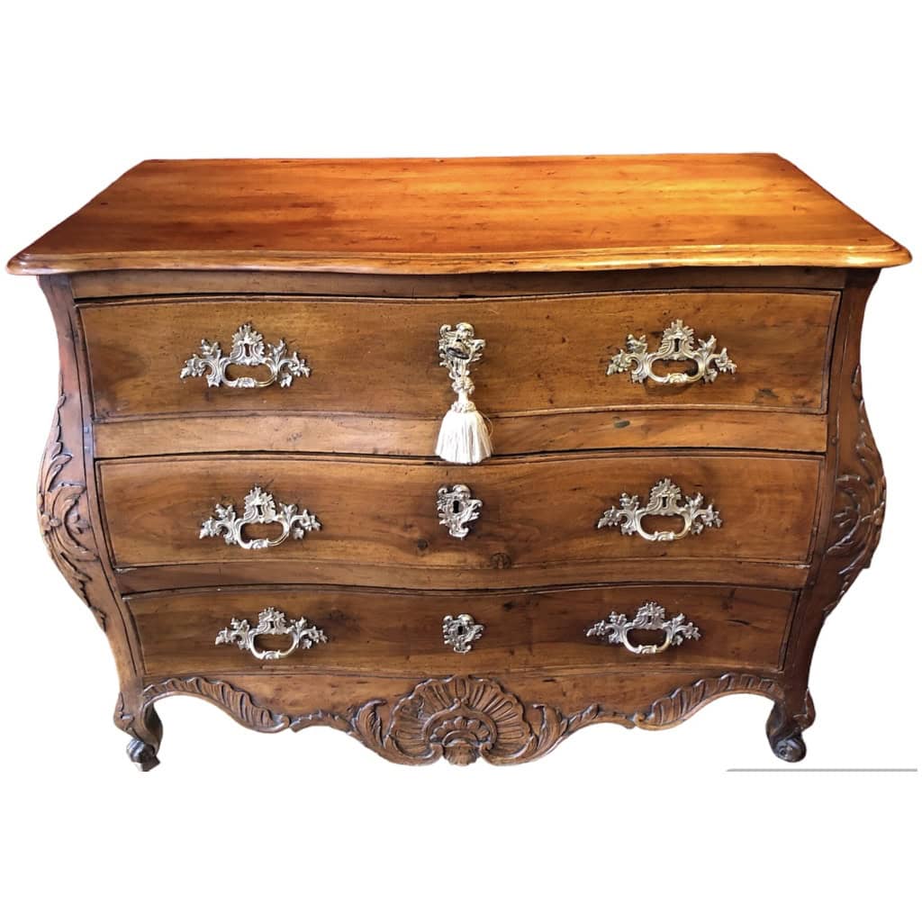 Commode XVIIIè siècle du Quercy d’époque Louis XV en noyer ouvrant par 3 tiroirs 6