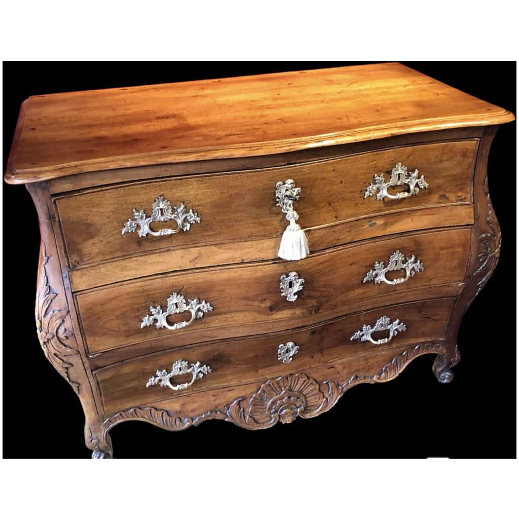 Commode XVIIIè siècle du Quercy d’époque Louis XV en noyer ouvrant par 3 tiroirs 13