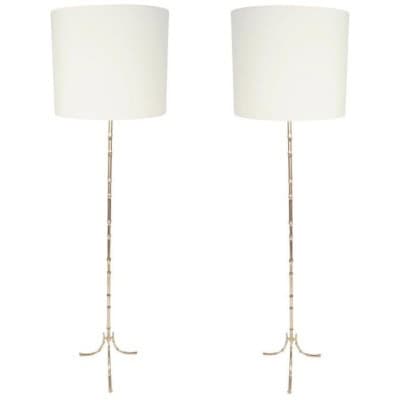 1960 Paire de lampadaires en bronze doré Maison Baguès