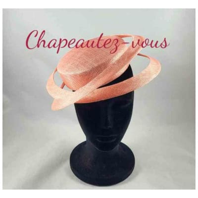 Chapeau Saturne – bibi en sisal corail clair – Fascinator