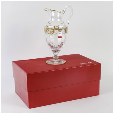Baccarat – Broc Pichet Imperator Cristal Blanc Gravé Et Doré – Neuf En Coffret