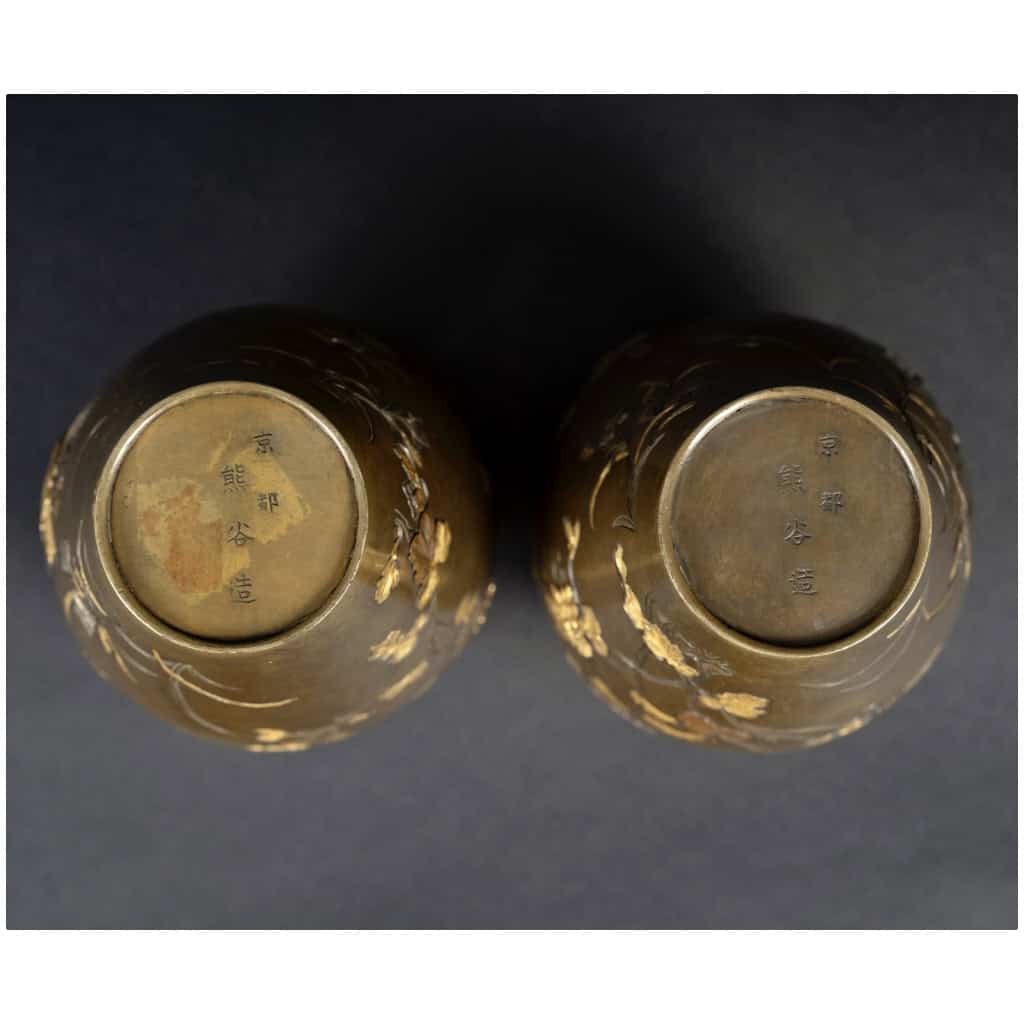 Paire de vase japonais en bronze 11