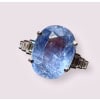 6,54 Carat Natural Ceylon Sapphire Ring Set With Baguette Diamonds 11