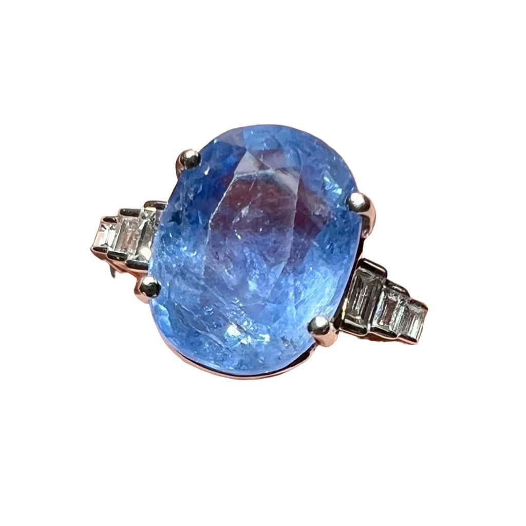6,54 Carat Natural Ceylon Sapphire Ring Set With Baguette Diamonds 10