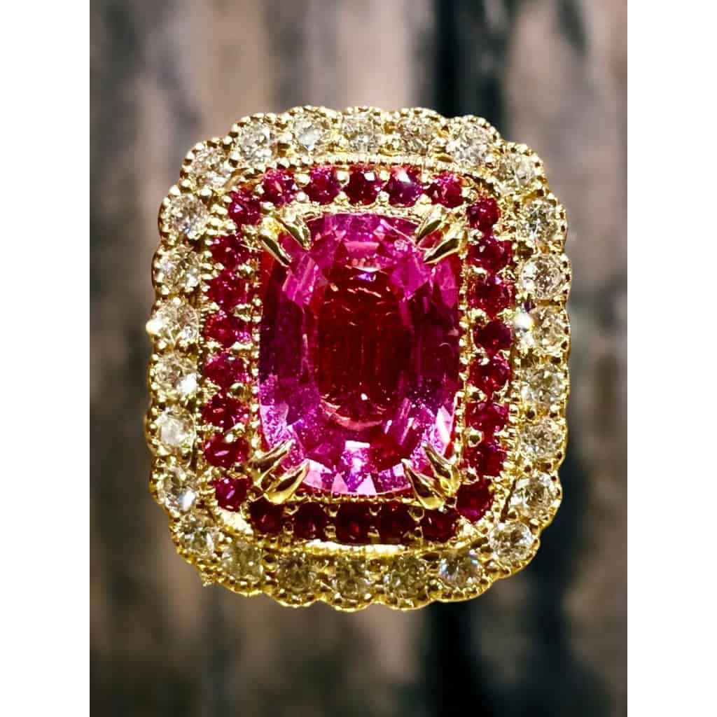 Bague Saphir rose 1.31 carat environ entouré pavage diamants et saphirs roses 4