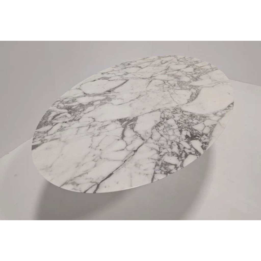 Eero SAARINEN – Edition KNOLL, “TULIP” 11 oval table