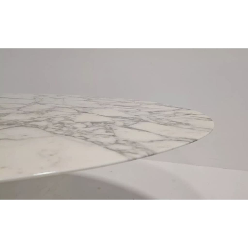 Eero SAARINEN – Edition KNOLL, “TULIP” 6 oval table
