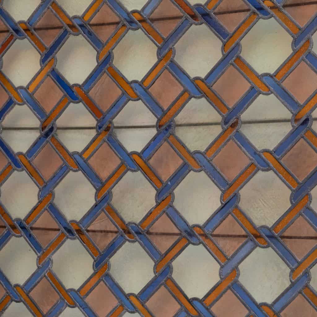 Geometric pattern stained glass window, fine XIXe, early 4th century XNUMX