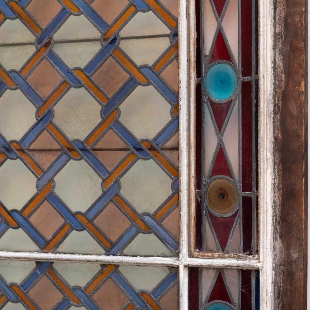 Geometric pattern stained glass window, fine XIXe, early 7th century XNUMX