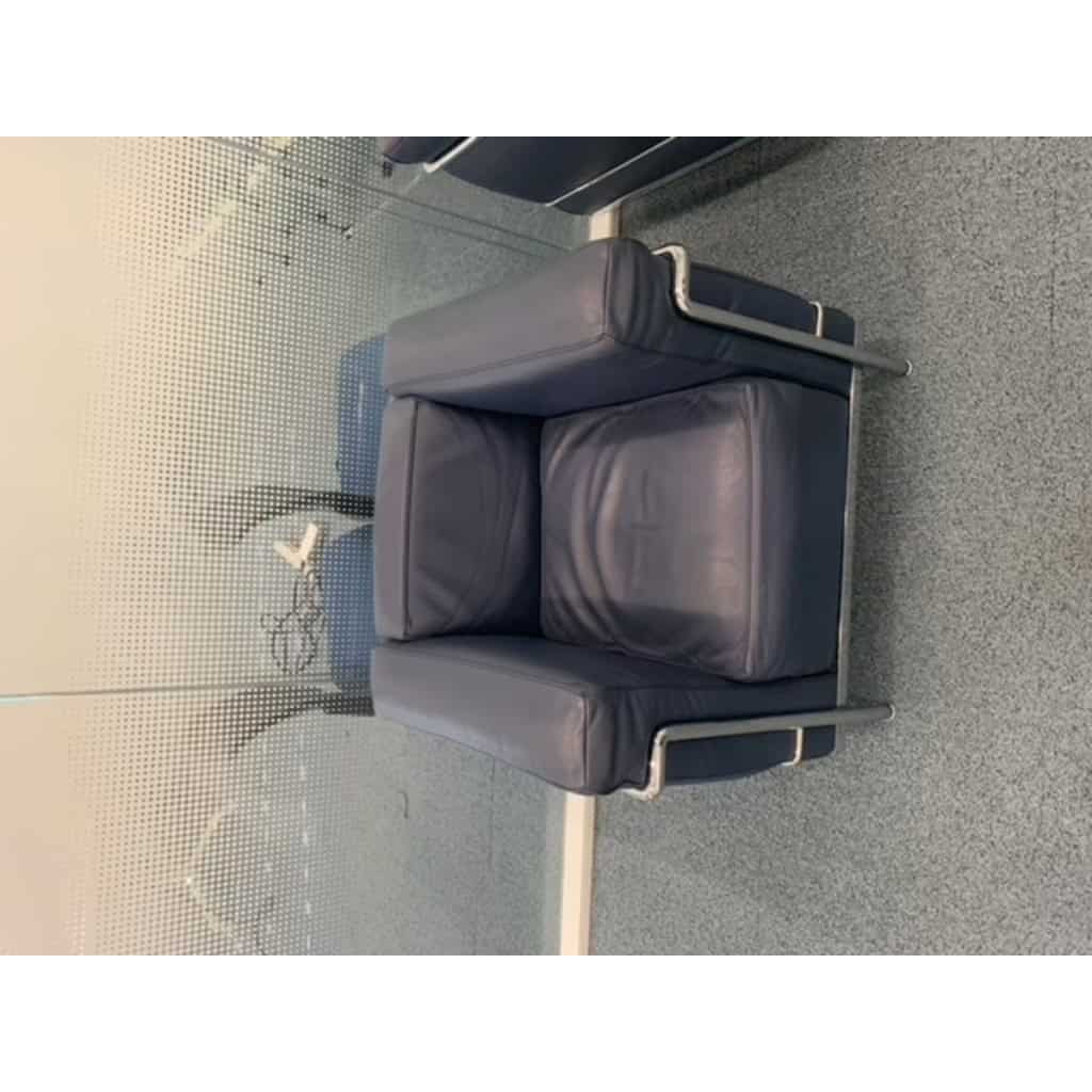 Le Corbusier pour Cassina: LC2 Fauteuil « paire de fauteuils «  6