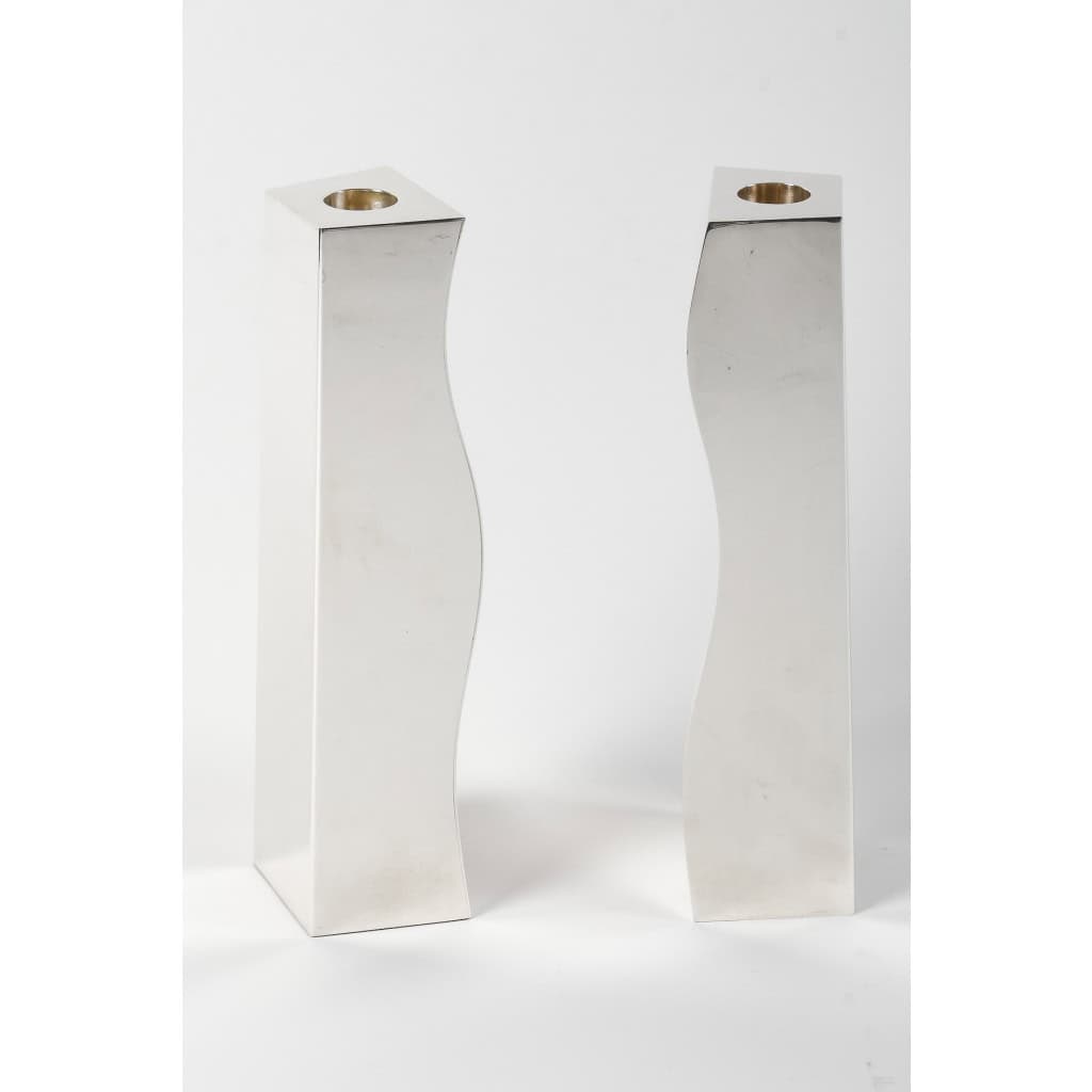 D. GARRIDO – Pair of solid silver candlesticks, constructivism, 3th century XNUMX