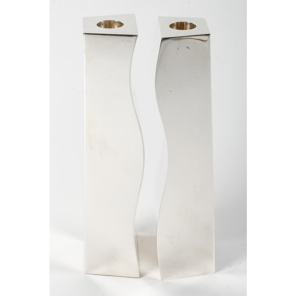 D. GARRIDO – Pair of solid silver candlesticks, constructivism, 13th century XNUMX