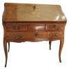 Bureau de pente époque Louis XV noyer et placage de bois fruitier quatre pieds cambrés trois tiroirs 13