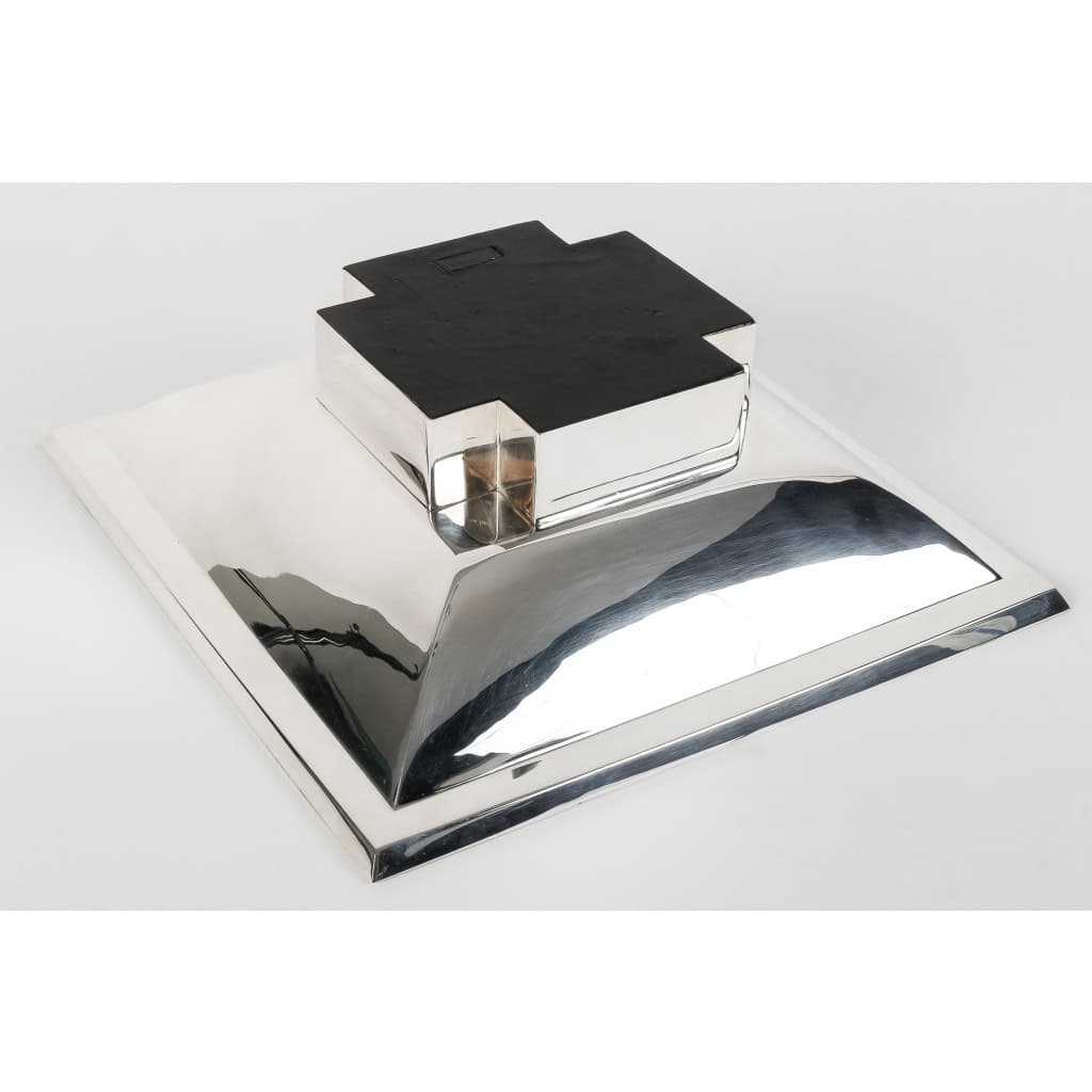 D. GARRIDO – SOLID SILVER SQUARE CENTERPIECE 14th CENTURY
