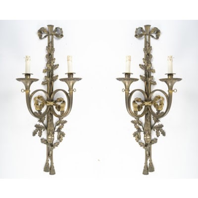 Paire d’appliques de style Louis XVI.