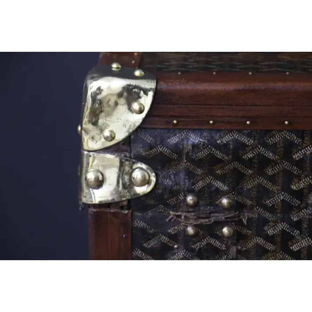 Malle Goyard à chapeaux 12