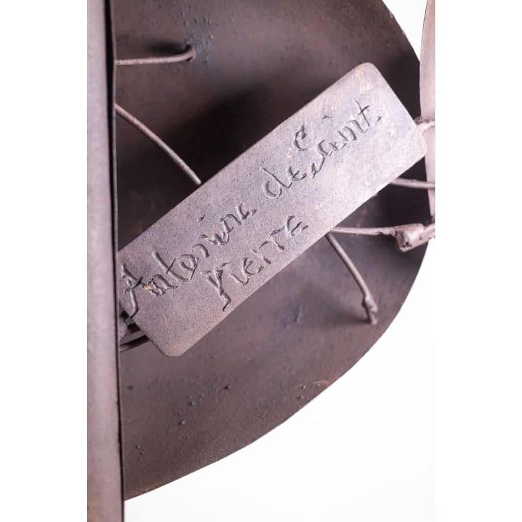 Antonine de Saint Pierre. Sculpture en métal bombé. Travail contemporain. LS62278160 17