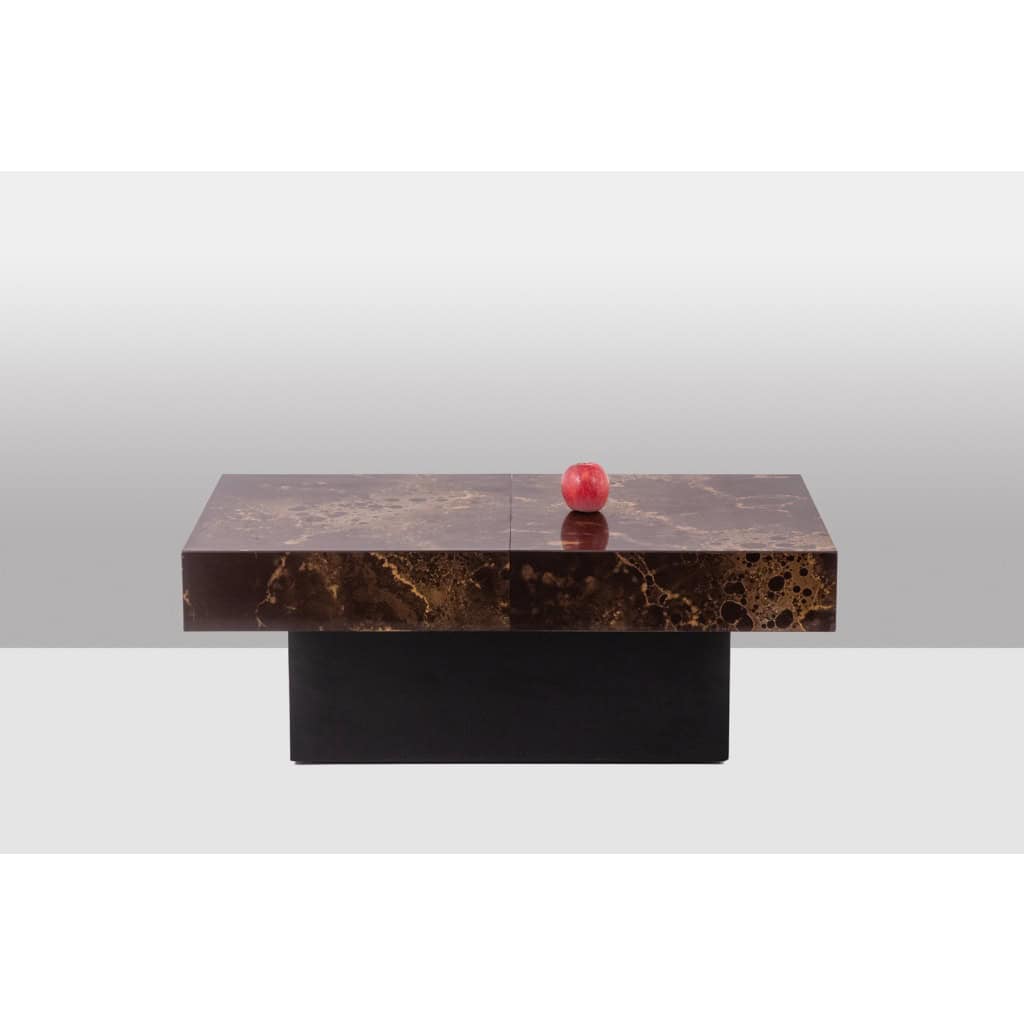 Coffee table forming a bar with sliding top. 1970s. LS6284459A 4