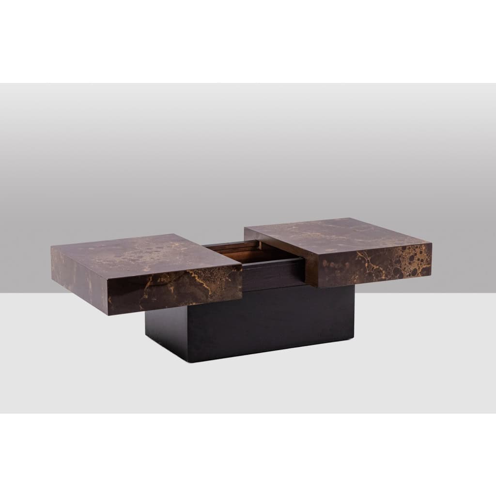 Coffee table forming a bar with sliding top. 1970s. LS6284459A 6