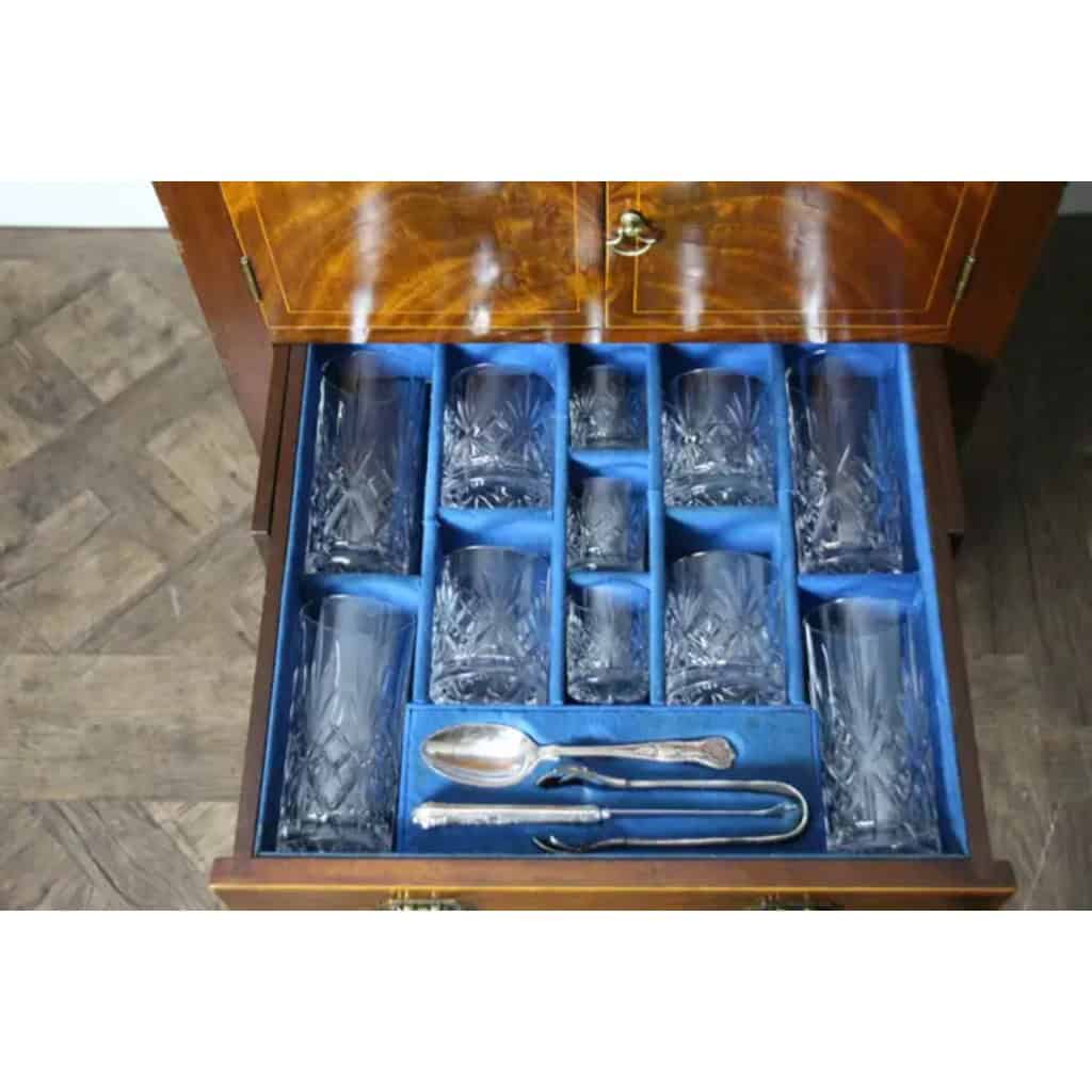 Apartment bar, mechanism bar 14