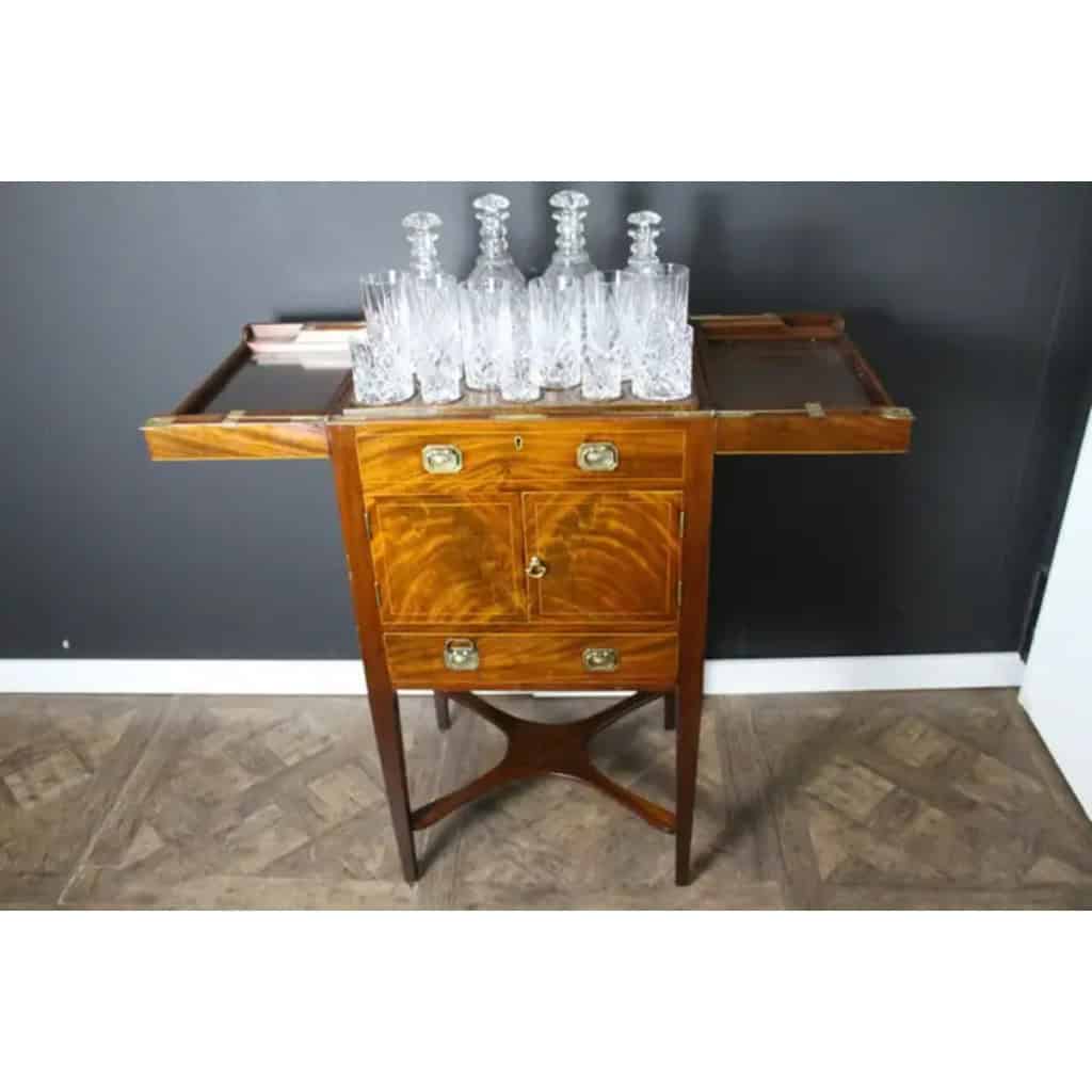 Apartment bar, mechanism bar 18