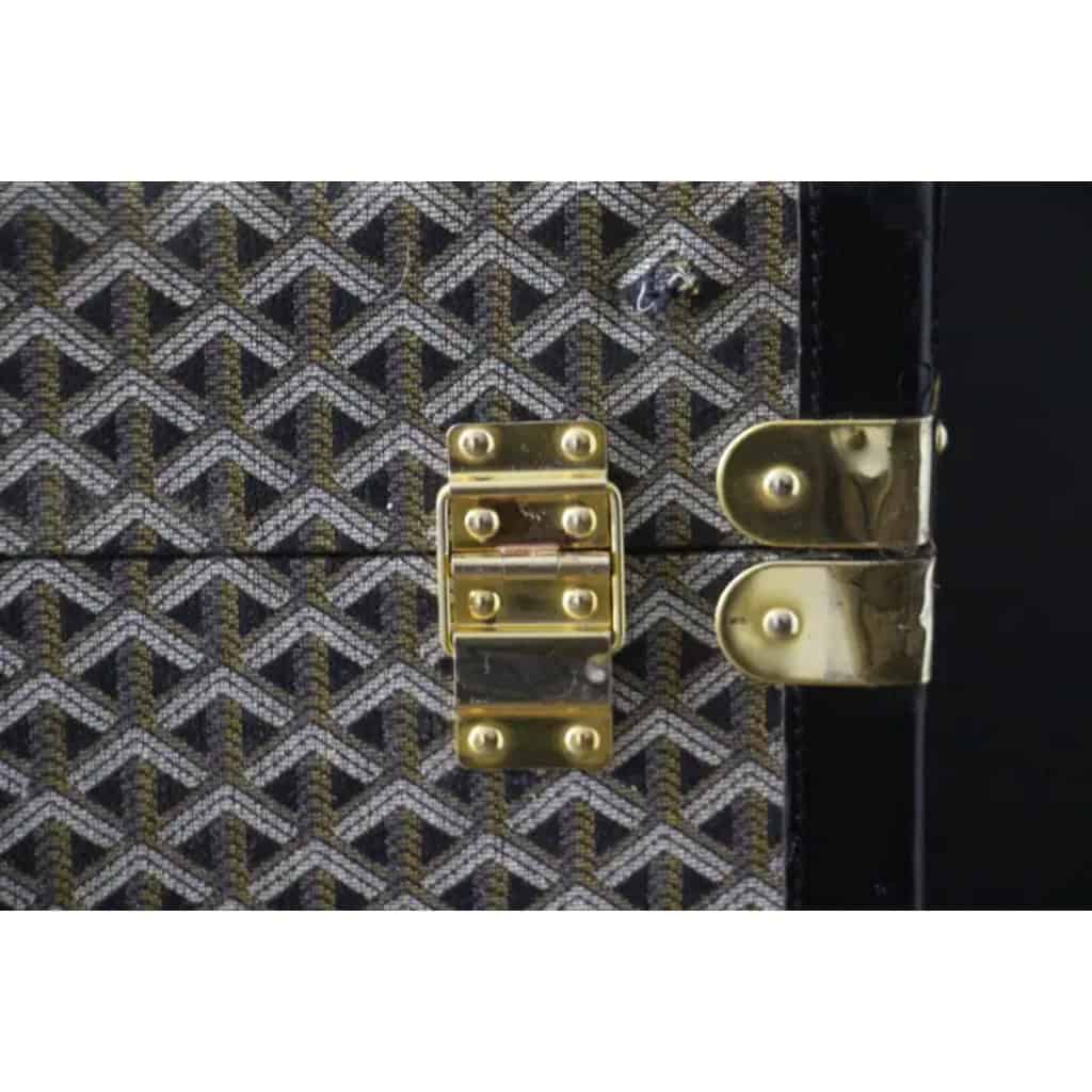 Valise ou malle Goyard en toile à chevrons de 80 cm 19