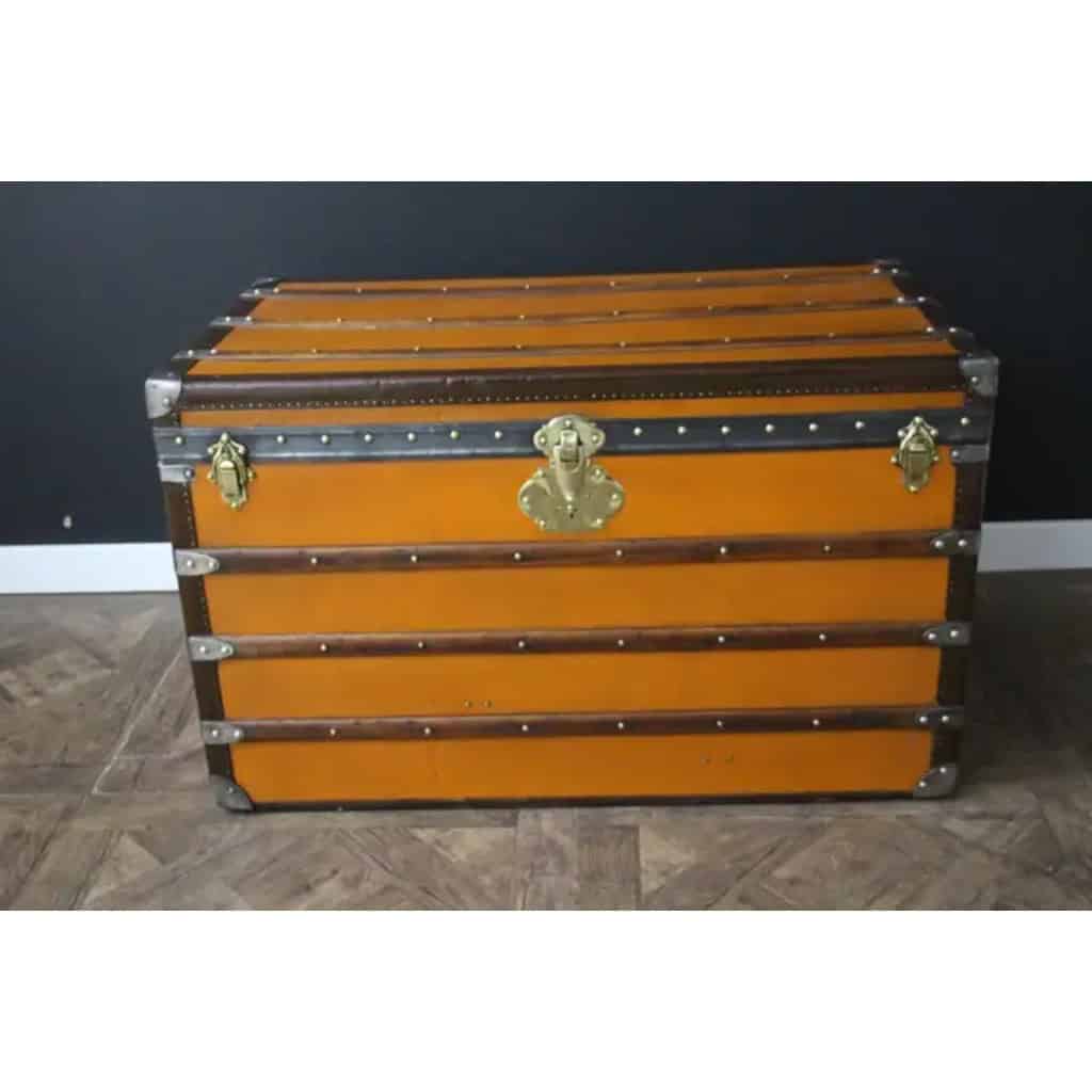 Moynat trunk in orange canvas 4