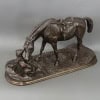 Sculpture – Jument à L’ Écurie Jouant Avec Un Chien , Pierre – Jules Mêne (1810-1879) – Bronze 15