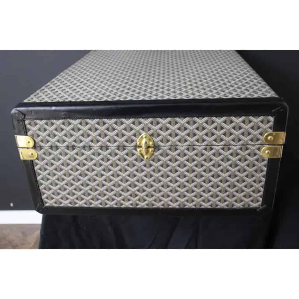 Valise ou malle Goyard en toile à chevrons de 80 cm 10