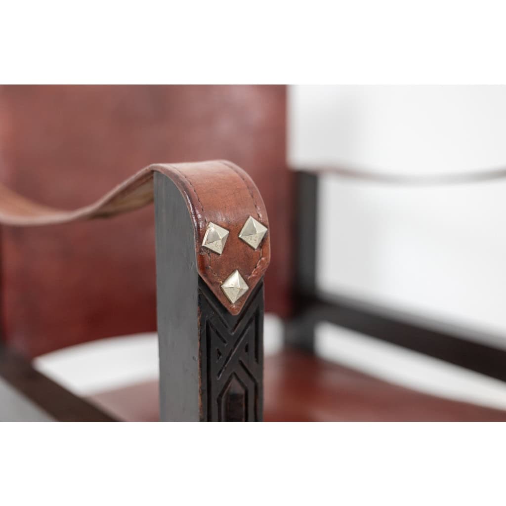 Fauteuil « Safari » en bois et cuir cognac. Années 1960/70. 11
