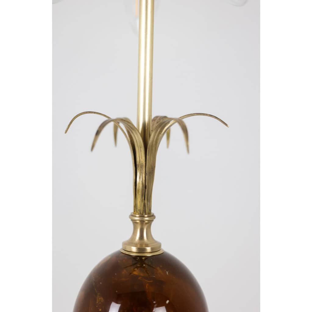 Maison Charles. Lampe « Oeuf » en résine fractale et bronze. Circa 1970. LS6366908Y 11