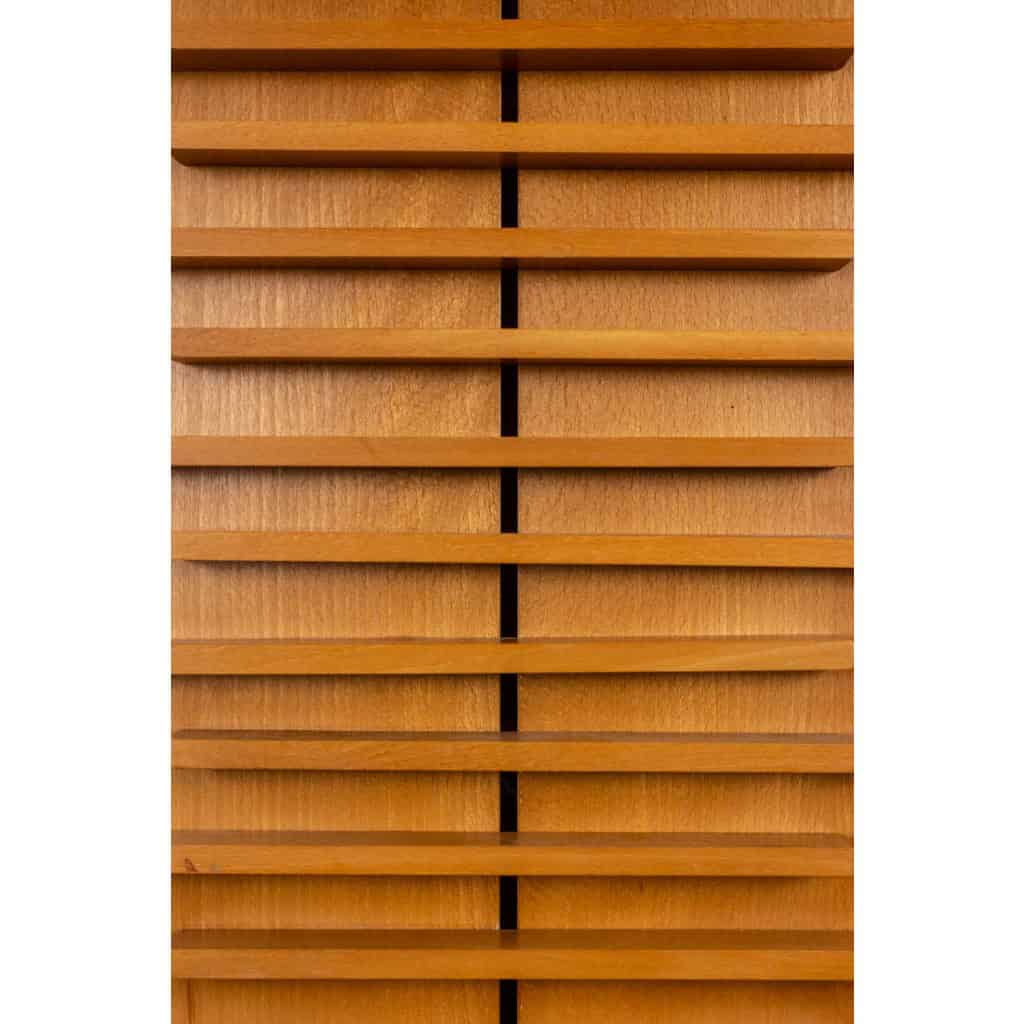 Éric Miomandre. Armoire en hêtre blond. 20e siècle. LS51791009P 11