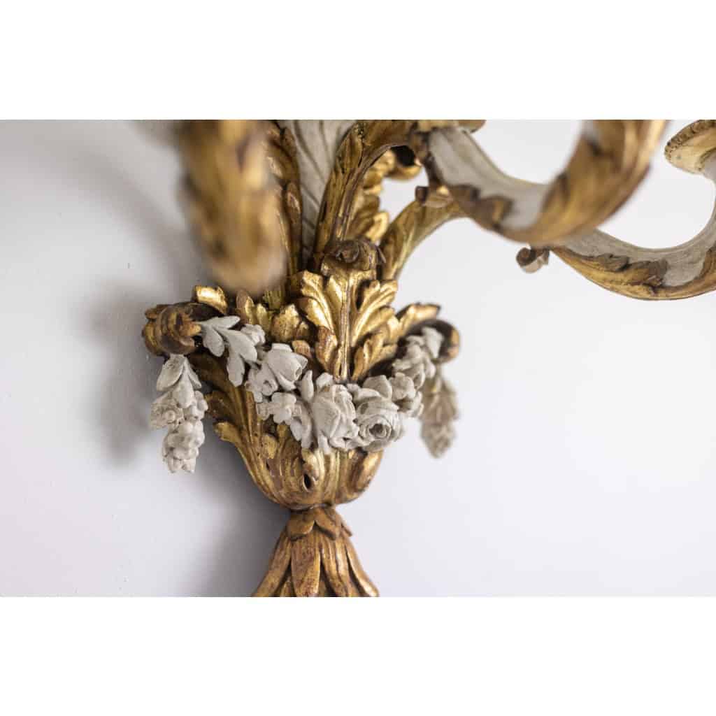 Paire d’appliques de style Louis XVI en bois doré et laqué. Circa 1900.LS5266457U 9