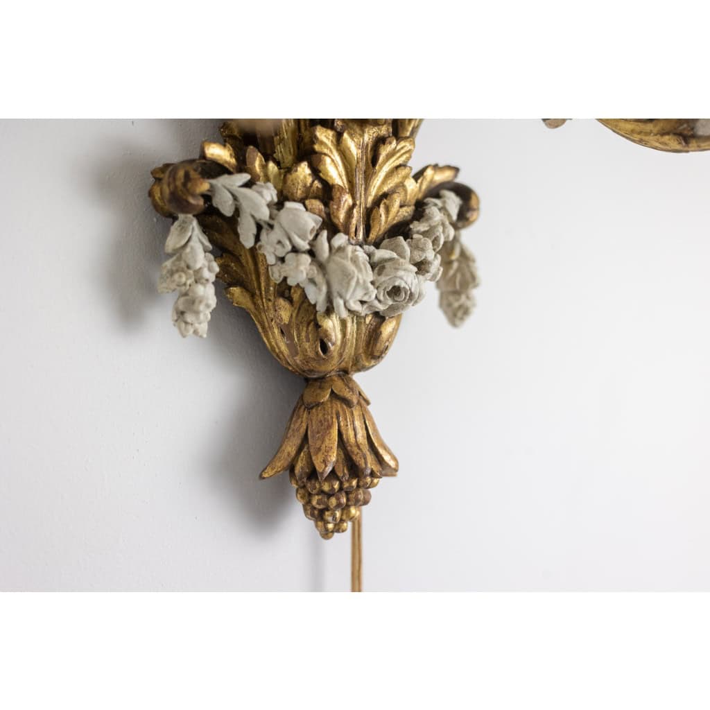 Paire d’appliques de style Louis XVI en bois doré et laqué. Circa 1900.LS5266457U 10